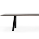 Table conference 4 pieds metal Arki Pedrali acier compact stratifié fenix pieds design industriel 