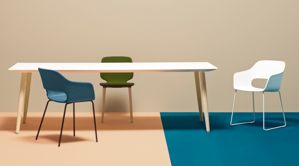 Table design bois 4 pieds Babila Pedrali frene Plateau Fenix bois multiplis plateau design marbre 