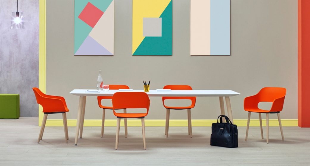 Table design bois 4 pieds Babila Pedrali frene Plateau Fenix bois multiplis plateau design marbre 