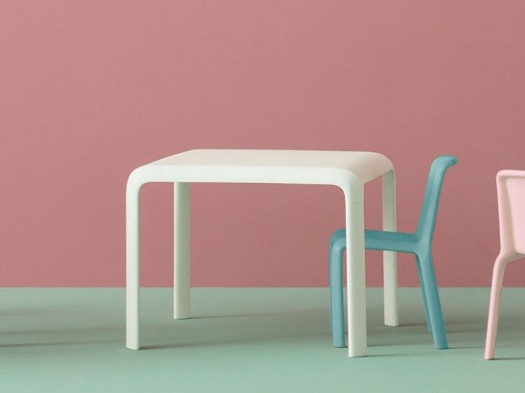 Table 4 pieds Snow Odo Fioravanti Pedrali