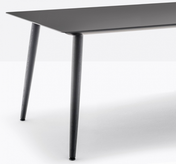 Table design bois 4 pieds Babila Pedrali frene Plateau Fenix bois multiplis plateau design marbre 