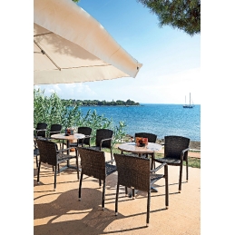 Fauteuil Bridge Monaco léger et empilable pour restaurant et terrasse tressage pratique blanc ou café pour chr horeca