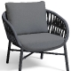 Fauteuil lounge, Manila, Dossier: corde; Fonction: empilable; Structure: aluminium laqué peint; Assise: coussin garni;