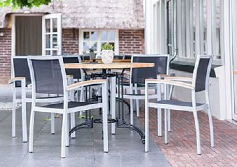 Pied de table Rivoli restaurant jardin terrasse bar kife noir 