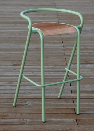 Tabouret 5008 B bois Adico Dossier: metal; Fonction: empilable x 4; Structure: acier- revêtement en poudre; Assise: bois; Couleu