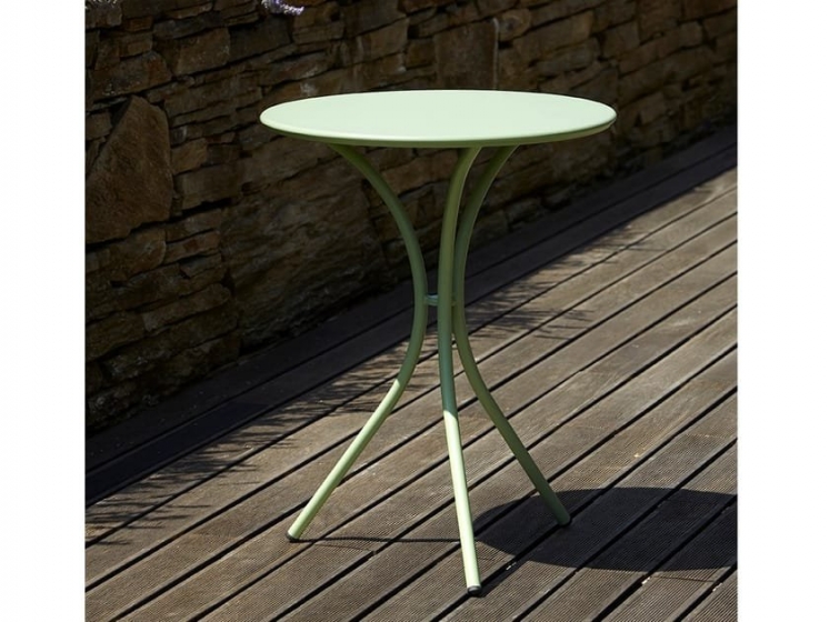 Table guéridon 590 Adico Forme: ronde, carrée; Structure: acier laqué; Couleur: aux choix personnalisable; Base pieds: tripode, 